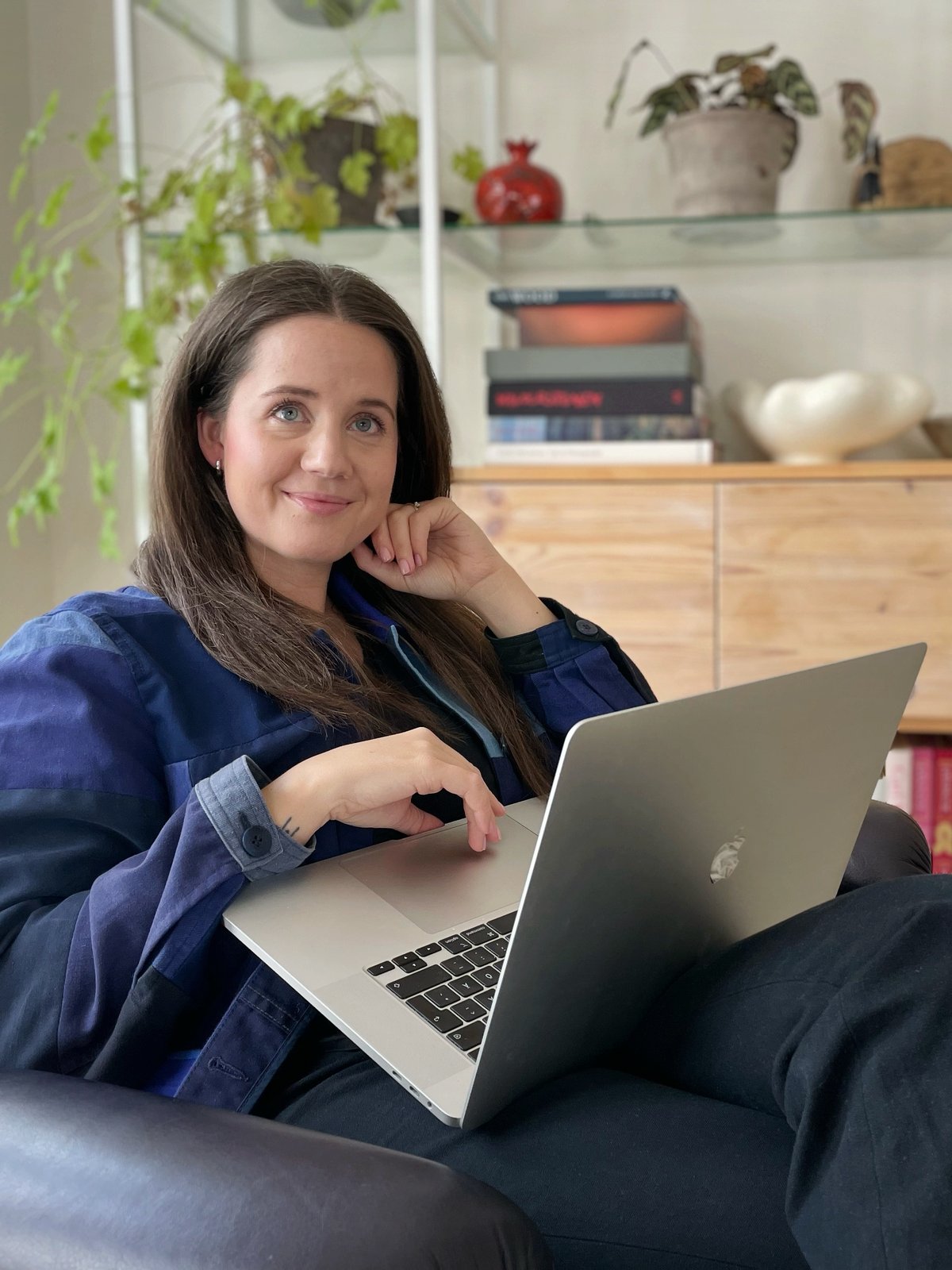 Frida Lagerblad, editor and communications consultant